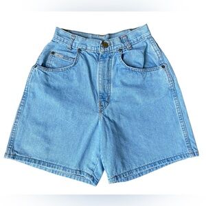 Vintage Chic Women’s Light Blue Denim Short Size 7